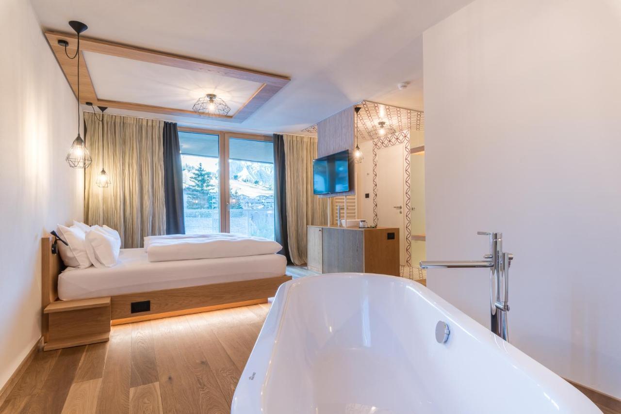 Hotel Tofana サン・カッシアーノ エクステリア 写真